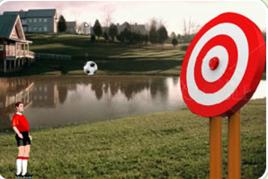 足球踢靶子