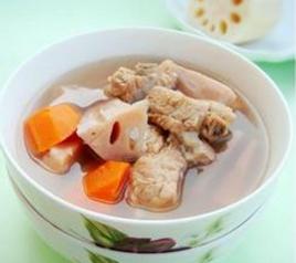 清燉蓮藕排骨湯