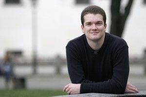 西蒙·萊茵哈德 西蒙·萊茵哈德