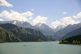 德乾暗色岩 德乾暗色岩