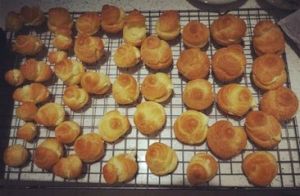 杏仁果味泡芙 杏仁果味泡芙