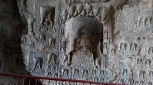 水泉石窟 水泉石窟