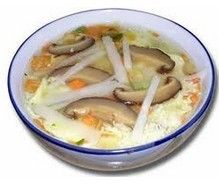 竹筍雞片雪耳蛋花湯 竹筍雞片雪耳蛋花湯