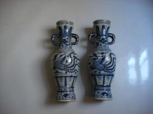 明宣德青花象耳瓶 明宣德青花象耳瓶