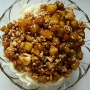 茄丁肉丁面 茄丁肉丁面