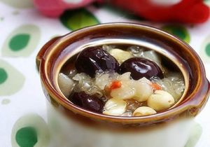 冰糖燉香梨 冰糖燉香梨