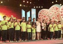 紫檀參加社會活動