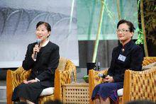 本尊：曾裕真(左)和黃翠芳(右)