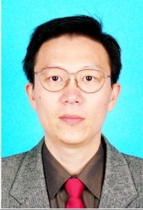 何亞東[北京化工大學研究員]