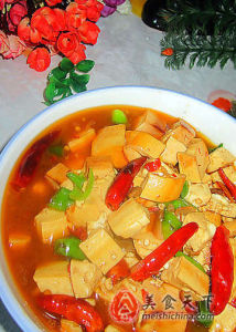 麻辣醬香豆腐丁 麻辣醬香豆腐丁