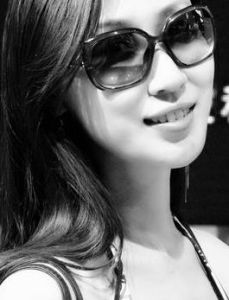 朱麗[大學講師]