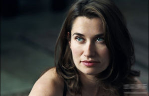 艾曼妞第一次接觸 艾曼妞第一次接觸