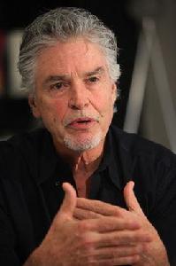 恰克·科米斯奇 恰克·科米斯奇