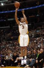 德文&middot;喬治在科比81分之夜