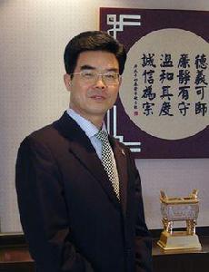 徐學敏[中信銀行武漢分行黨委書記、行長]