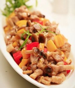 肉丁炒蟹味菇 肉丁炒蟹味菇