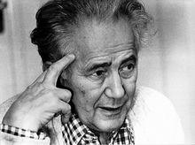 米洛萬&middot;吉拉斯