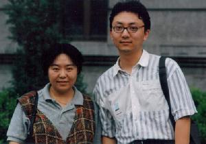 田沁鑫與李東攝於1999年中國兒童劇場《生死場》首演前