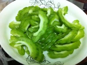 清炒苦瓜