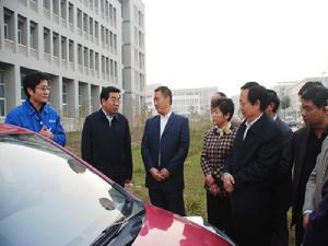 連書記與張震校長進行交流