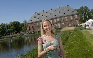 卡羅琳男爵夫人 卡羅琳男爵夫人