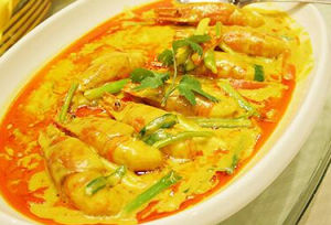 金黃誘人的咖喱羅氏蝦