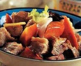 黃燜牛肉 黃燜牛肉