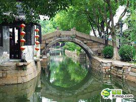 江南小鎮[余秋雨散文]