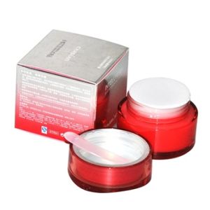 卡姿蘭水悅無痕彈潤精華霜 卡姿蘭水悅無痕彈潤精華霜