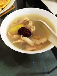 花膠老雞湯 花膠老雞湯