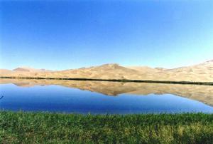 巴丹吉林沙漠腹地 巴丹吉林沙漠腹地