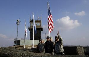 拜登參觀板門店