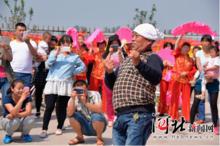 望都縣農村文藝骨幹演出到農家