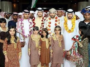 杜拜皇室成員合影