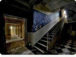 恐怖血色教堂 恐怖血色教堂