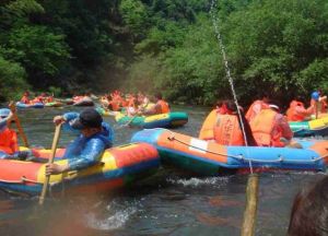 九華河漂流