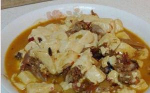 蛤肉炒豆腐 蛤肉炒豆腐