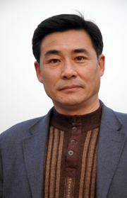 遼寧人民藝術劇院黨委書記由長平