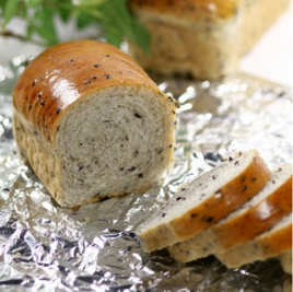 黑芝麻小土司 黑芝麻小土司