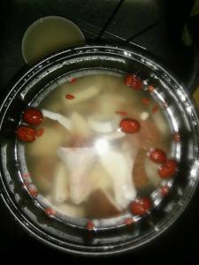 廣東老火湯--椰子煲雞湯