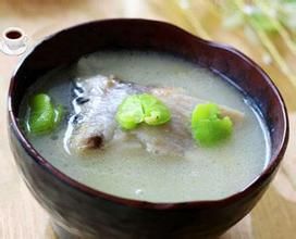 砂鍋鯽魚 砂鍋鯽魚