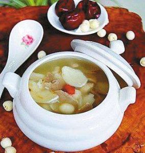 山藥蛋煲瘦肉 山藥蛋煲瘦肉