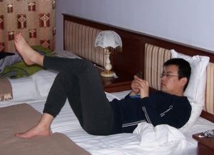 手機夜遊族 手機夜遊族