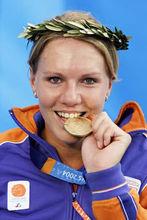 埃絲特&middot;維吉爾