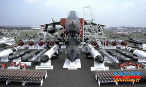 “美洲虎”(Jaguar)雙發超音速戰鬥機