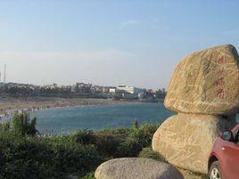 圍頭村[福建省泉州市晉江市金井鎮下轄村]