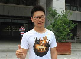 孫軼群[2015陝西文科狀元]