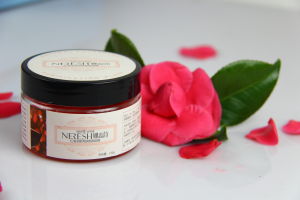 娜蕊詩紅酒多酚煥顏亮膚面膜 娜蕊詩紅酒多酚煥顏亮膚面膜