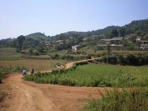 業土依村 業土依村