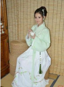 交領襦裙 交領襦裙